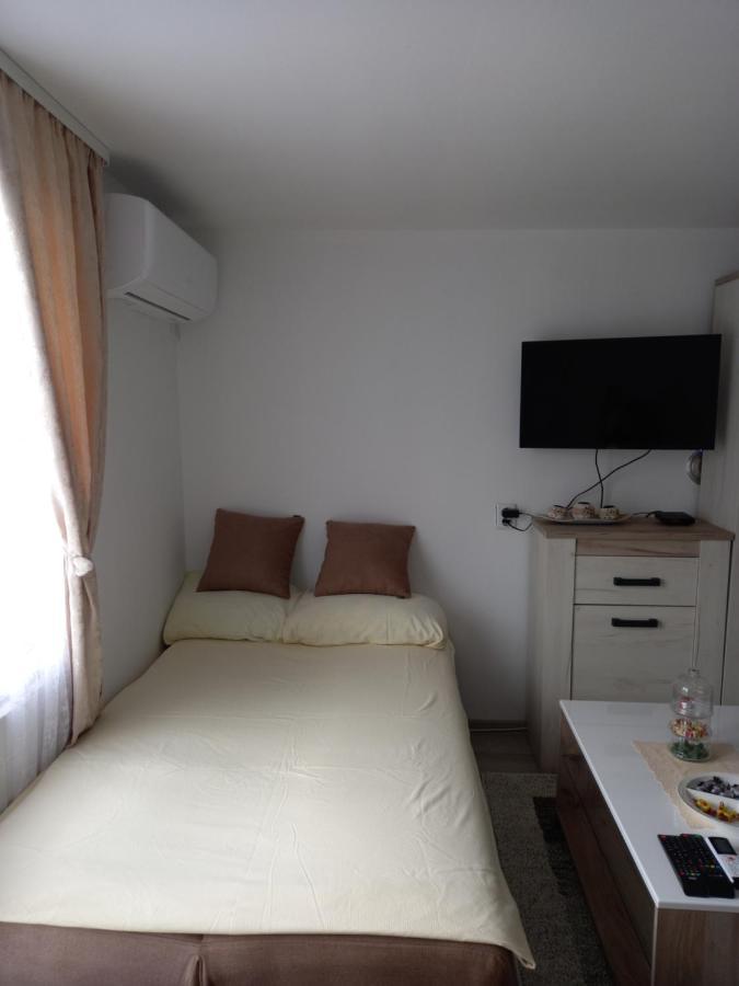Apartament Mala Kuca Foca Zewnętrze zdjęcie